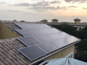 Huishouden-use-solar-panel-hook-for-tile-roof